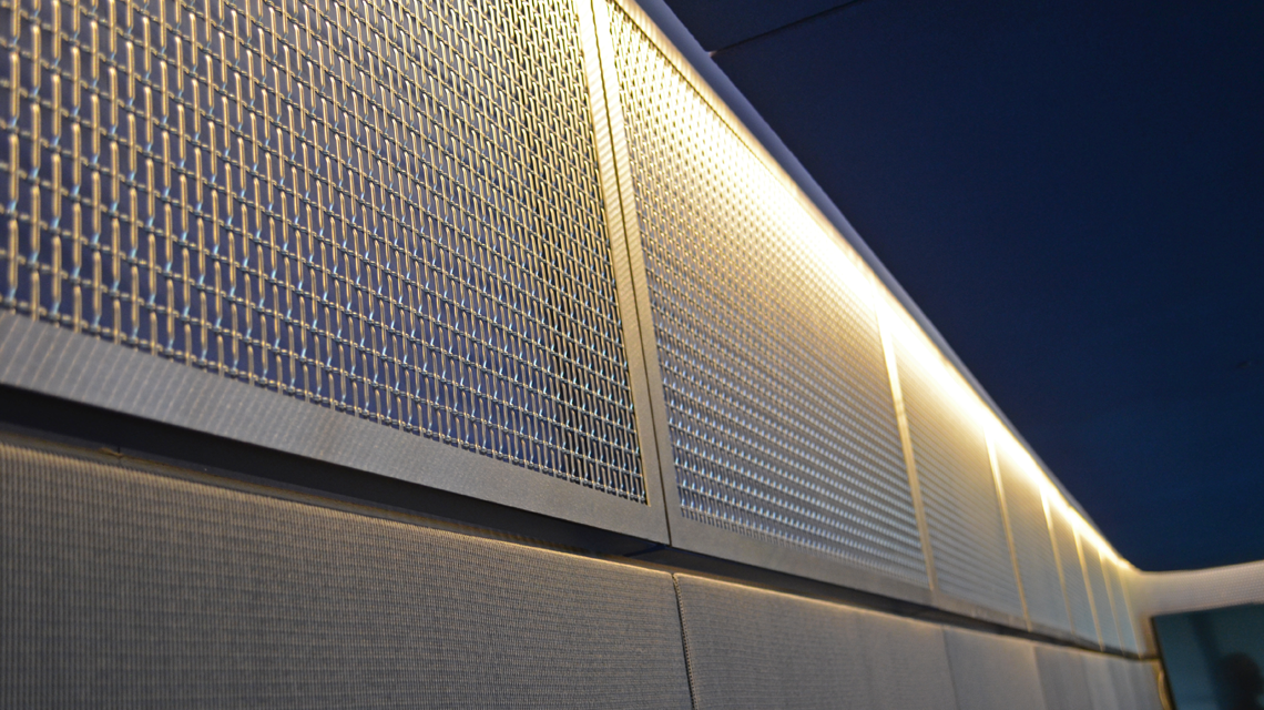 habillage mural en maille métallique rigide INOX en architecture d'intérieur pour le Parc des Princes www.maillemetaldesign.fr - <p>habillage mural en maille métallique rigide INOX en architecture d’intérieur pour le Parc des Princes <a href=