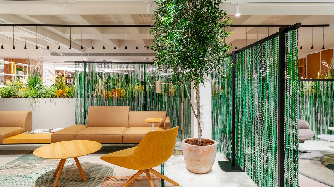 création d'un salon VIP système feel free chaînes à maillons Kriskadecor  - <p>création d’un salon VIP système feel free chaînes à maillons Kriskadecor</p>