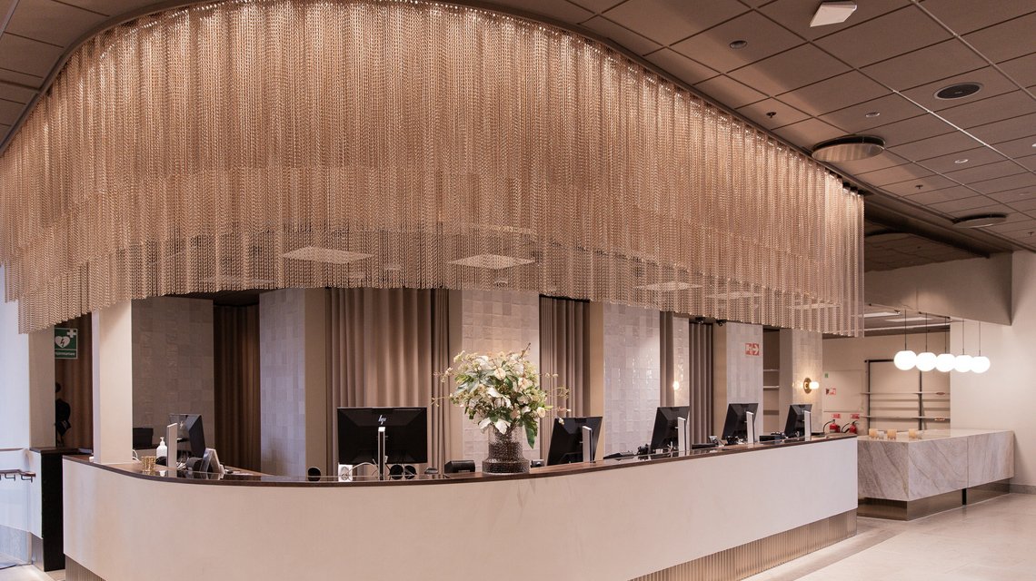 chaînes à maillons kriskadecor plafond design d'intérieur  - <p>chaînes à maillons kriskadecor plafond design d’intérieur</p>