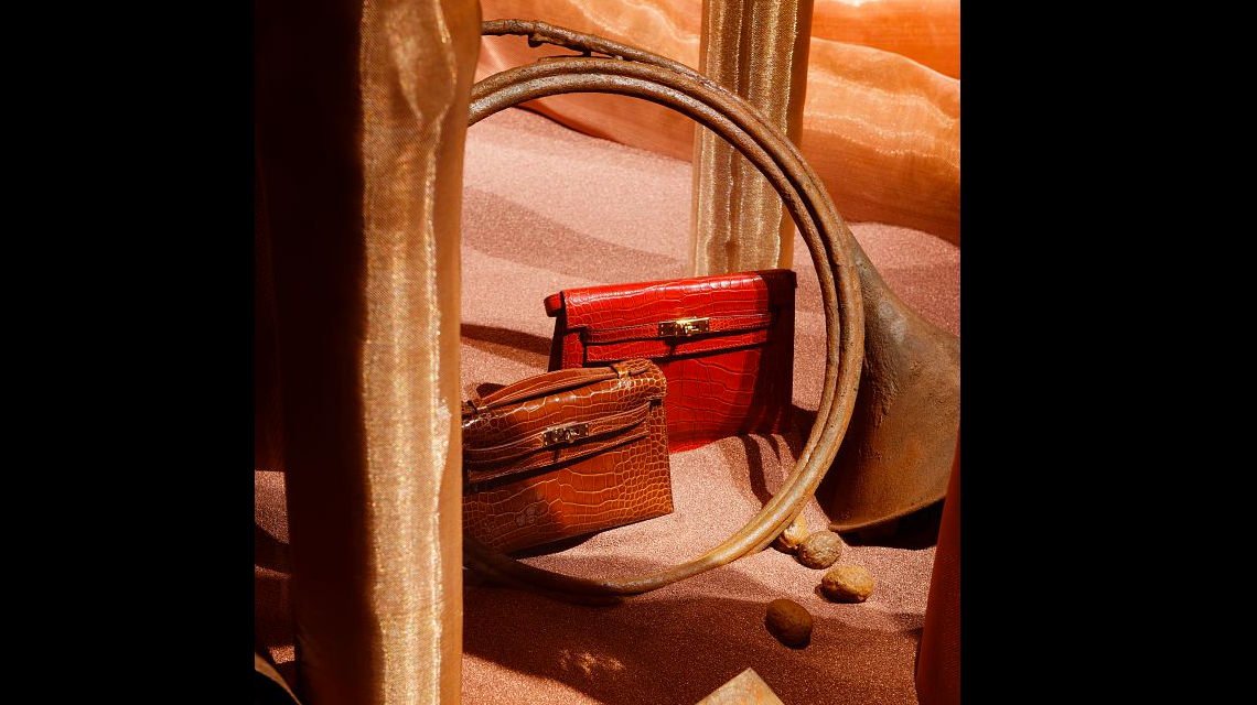Maille métallique fine cuivre boutiques Hermès Paris www.maillemetaldesign.fr