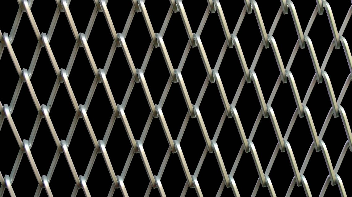 MAILLE METALLIQUE SPIRALEE GAUDI Q ALUMINIUM NATUREL www.maillemetaldesign.fr
