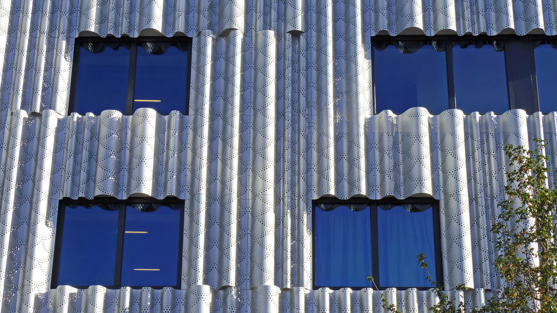 Appart Hôtel Odalys Paris Tôles perforées préformées wellTEC® acier inoxydable www.maillemetaldesign.fr