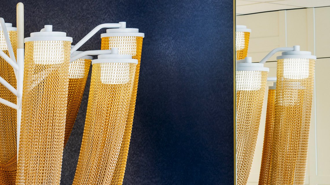 Aura Collection by Yonoh - Photos by Jordi Anguera - Luminaires en chaînes à maillons Kriskadecor aluminium anodisé - <p>Aura Collection by Yonoh - Photos by Jordi Anguera - Luminaires en chaînes à maillons Kriskadecor aluminium anodisé</p>
