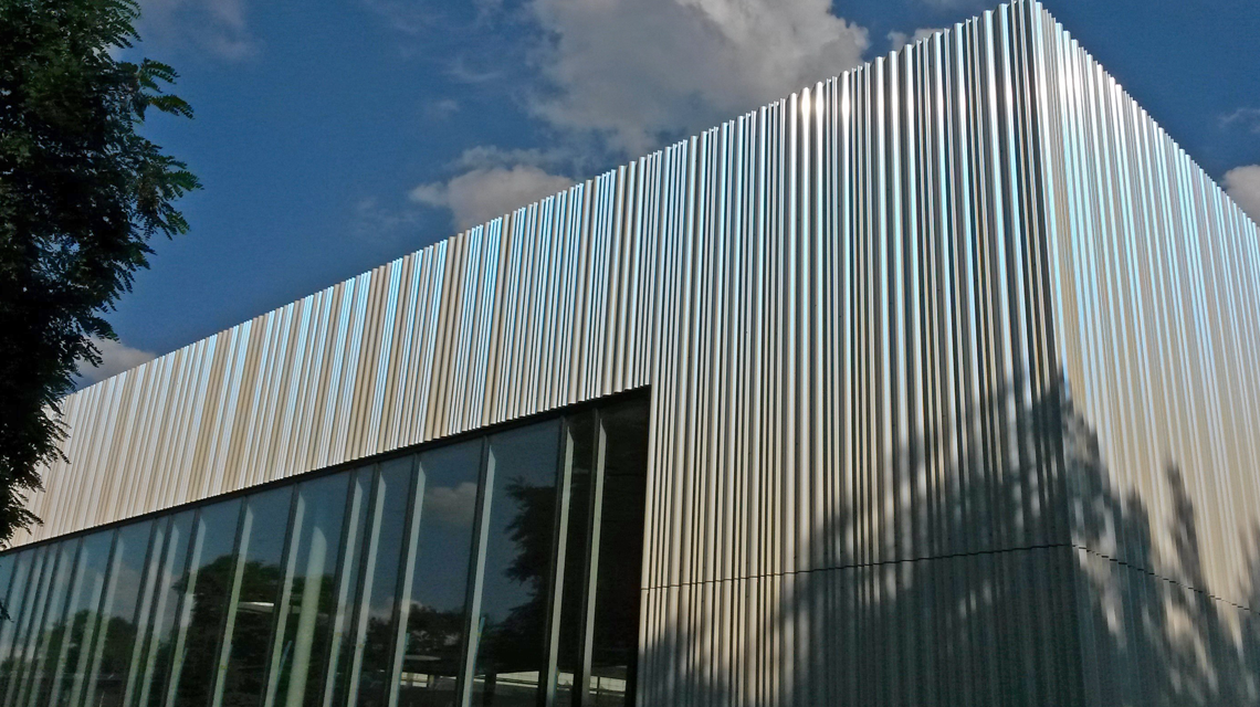 Façades tôles préformées colorées wellTEC® Pays-Bas www.maillemetaldesign.fr
