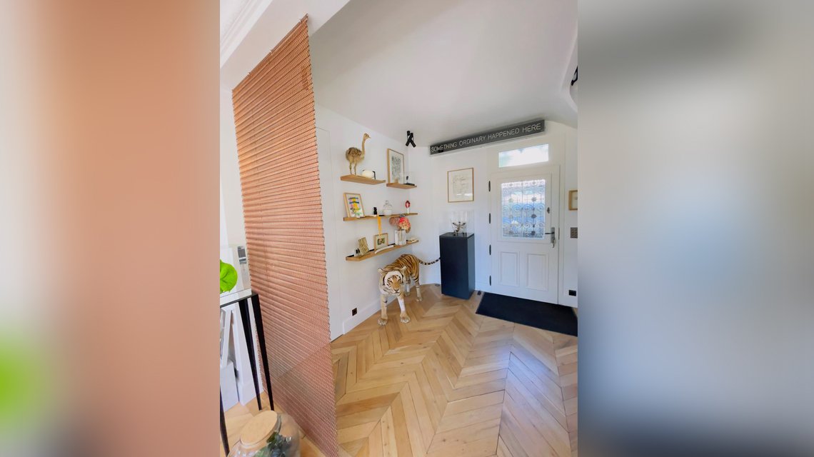 séparateur d'espaces maison paris maille métallique Coderch cuivre @maillemetaldesign - <p>séparateur d’espaces maison paris maille métallique Coderch cuivre @maillemetaldesign</p>