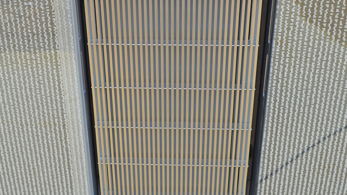 façade orange issy-les-moulineaux maille architecture SLOT RADIUS www.maillemetaldesign.fr