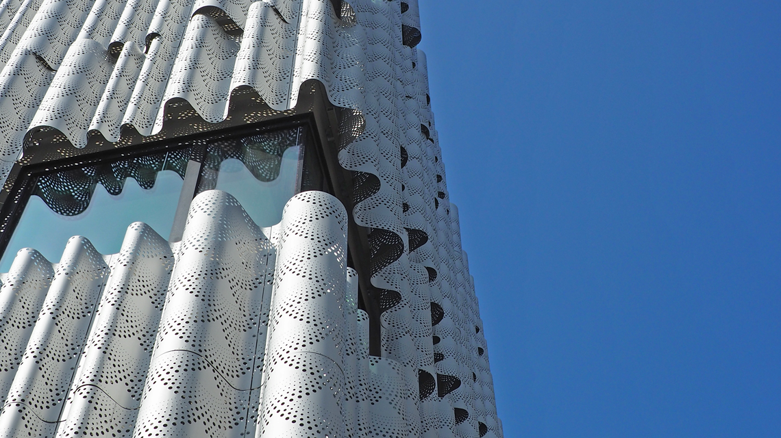 Appart Hôtel Odalys Paris Tôles perforées préformées wellTEC® acier inoxydable www.maillemetaldesign.fr