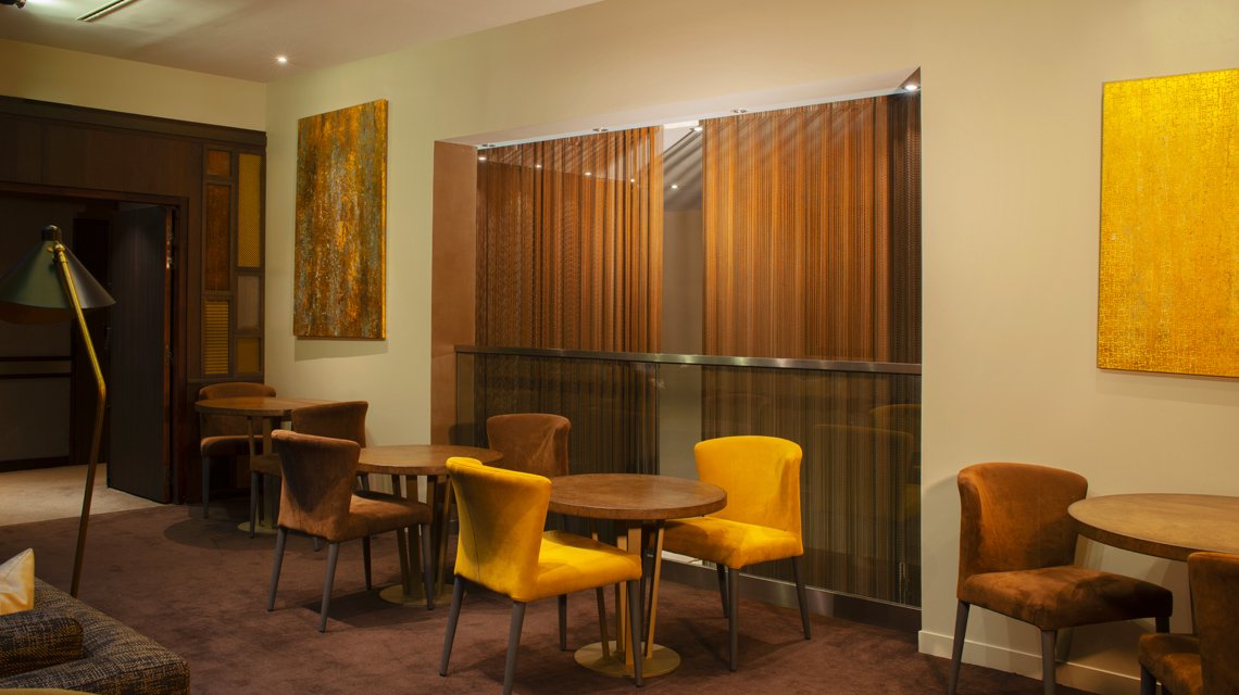 Rideaux et habillage mural en maille métallique MIES effet rouillé www.maillemetaldesign.fr - <p>Rideaux et habillage mural en maille métallique MIES effet rouillé <a href=