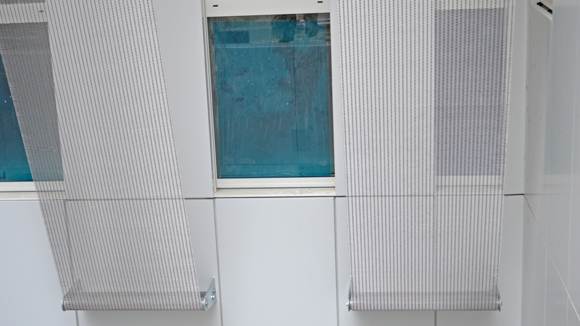 façade architecturale en maille métallique câblée inox www.maillemetaldesign.fr - <p>façade architecturale en maille métallique câblée inox <a href=
