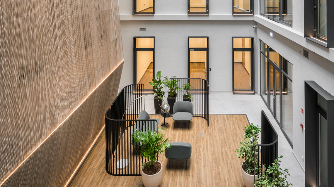 Habillage de patio en chaînes à maillons kriskadecor sur mesure  - <p>Habillage de patio en chaînes à maillons kriskadecor sur mesure</p>