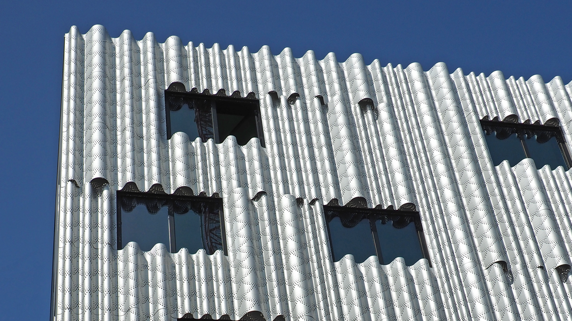 tôles perforées tôles préformées wellTEC® revêtement de façade architecture moderne www.maillemetaldesign.fr