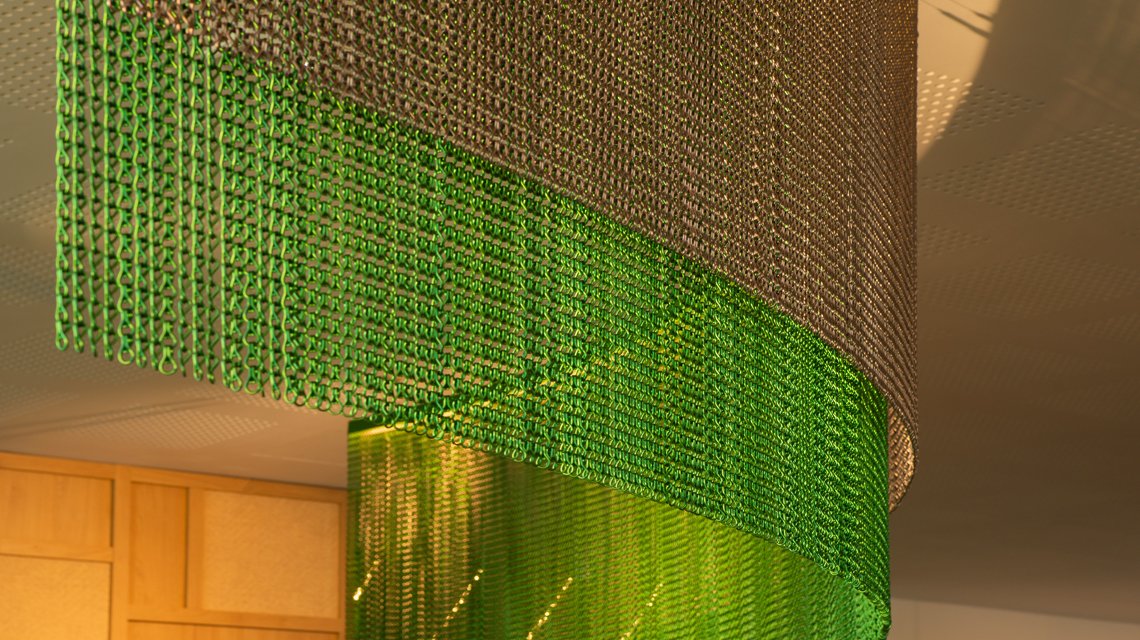 plafond en chaînes à maillons Kriskadecor Campus Paris @maillemetaldesign - <p>plafond en chaînes à maillons Kriskadecor Campus Paris @maillemetaldesign</p>