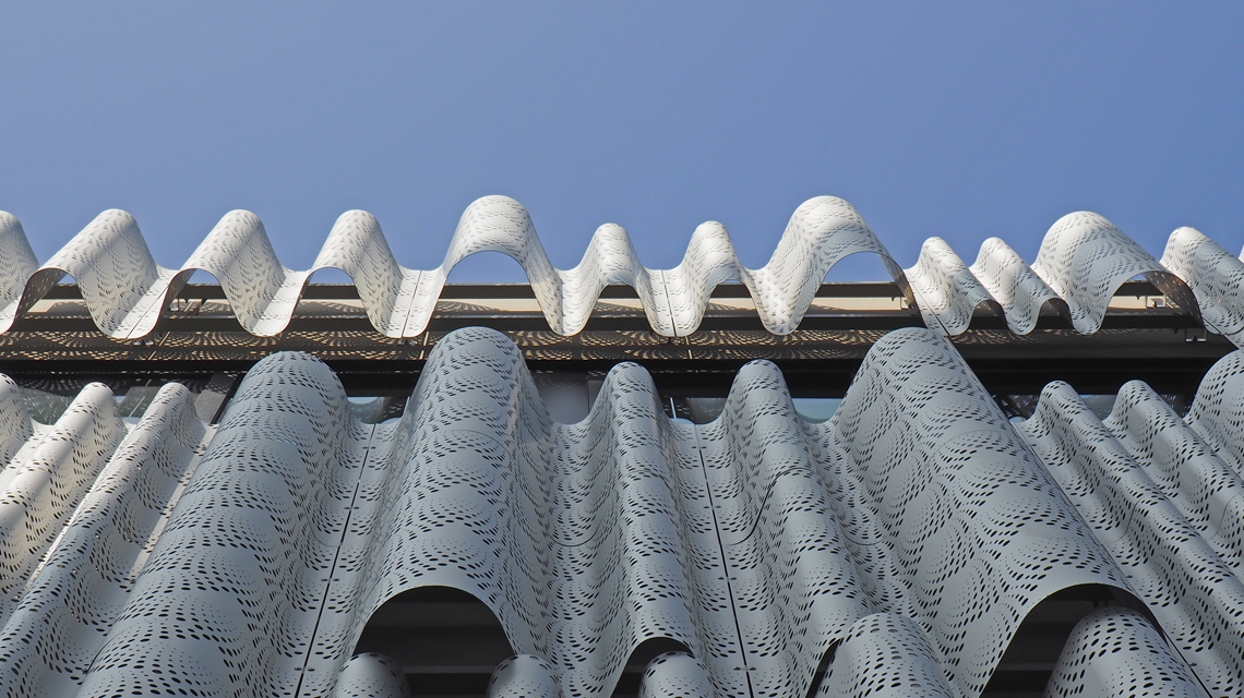 Appart Hôtel Odalys Paris Tôles perforées préformées wellTEC® www.maillemetaldesign.fr