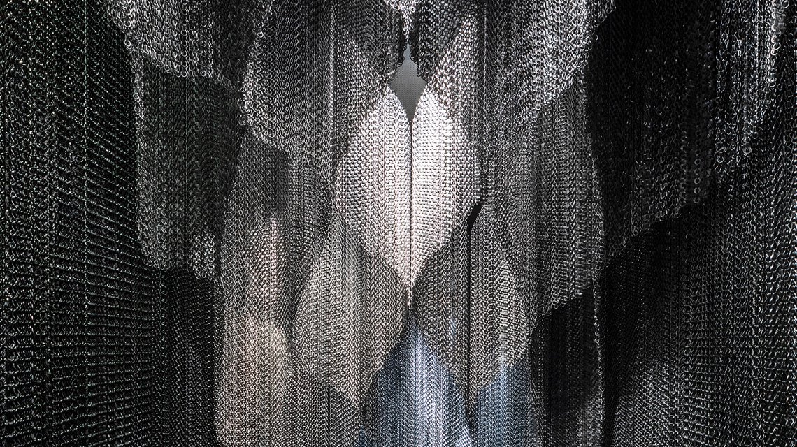 Casa Batlló Gaudí Barcelone chaînes à maillons kriskadecor Kengo Kuma  - <p>8. Casa Batlló Gaudí Barcelone chaînes à maillons kriskadecor Kengo Kuma</p>