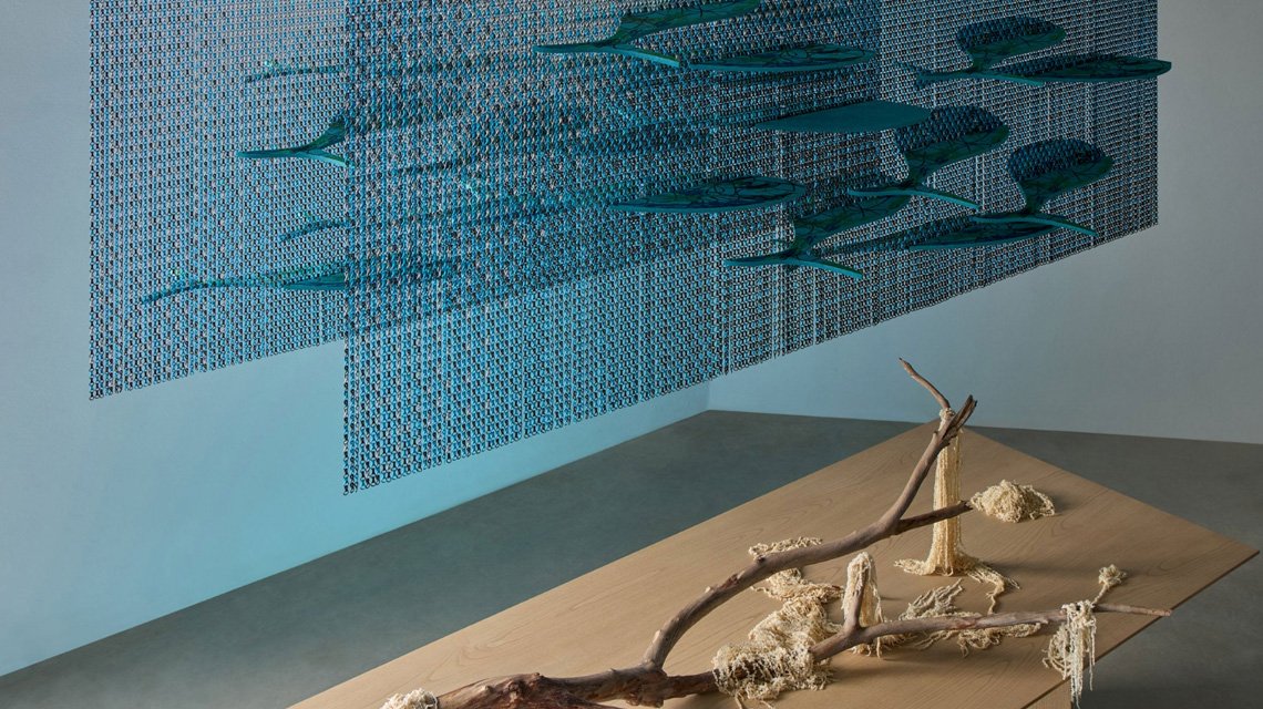 Chaînes à maillons aluminium acoustiques Khronos Kriskadecor - <p>Système acoustique décoratif en chaînes aluminium Kriskadecor de la collection Khronos utilisé pour les rideaux architecturaux et les séparations d’espaces.</p>