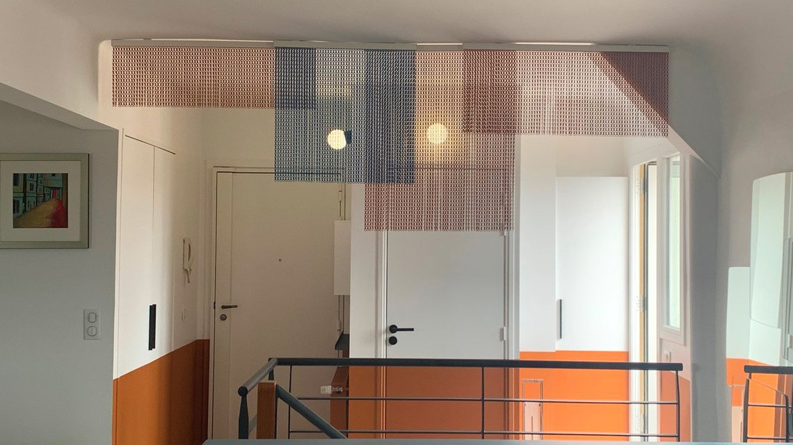 habillage de plafond en chaînes à maillons aluminium kriskadecor  - <p>habillage de plafond en chaînes à maillons aluminium kriskadecor</p>